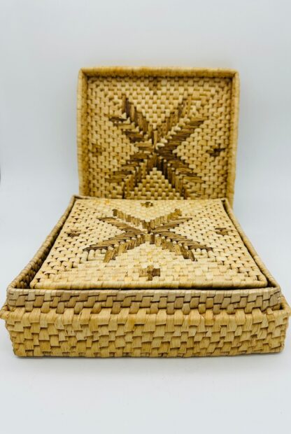 Set Of 6 Vintage Woven Placemats in Storage Box